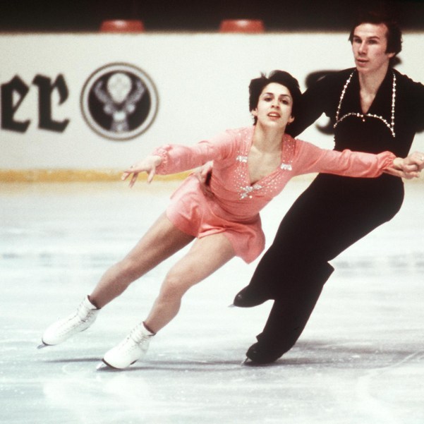 Irina Rodnina and Alexander Zaitsev from the Soviet Union perform their program during the pairs' figure skating competition 07 March 1976 in Gцteborg during the World Figure Skating championships. Rodnina and Zaitsev won the gold medal. AFP PHOTO/PRESSENSBILD/LINDEBORG