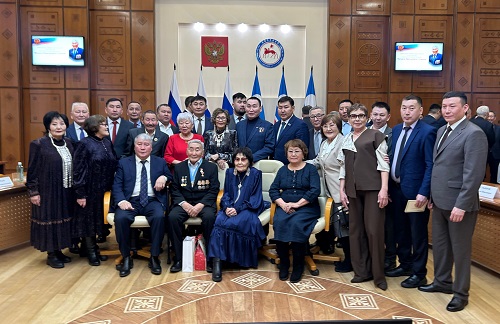 Готовцев все